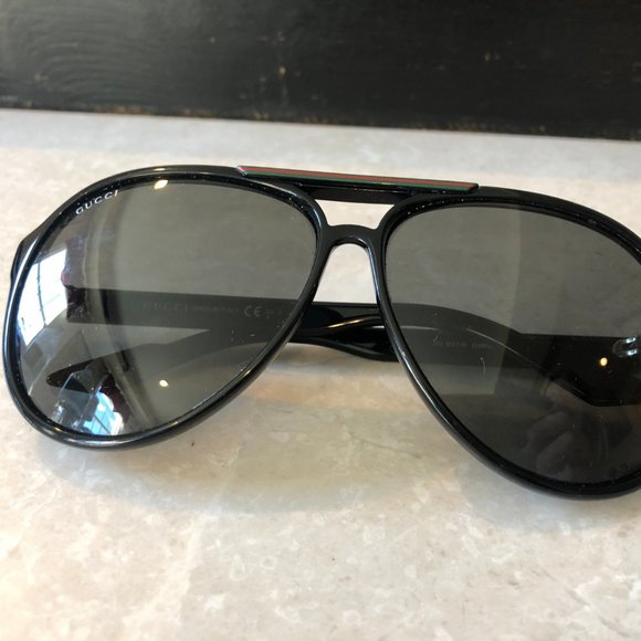 GUCCI BLACK UNISEX AVIATOR SUNGLASSES LOGO STRIPE